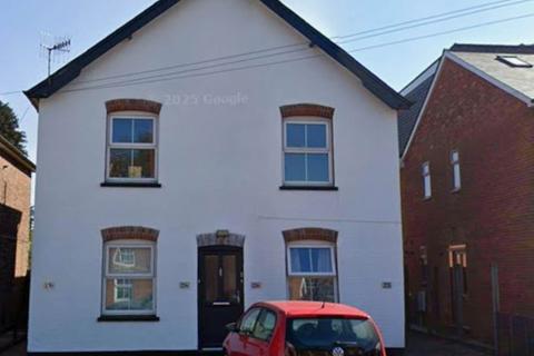 1 bedroom flat to rent, New Road, Guildford GU4