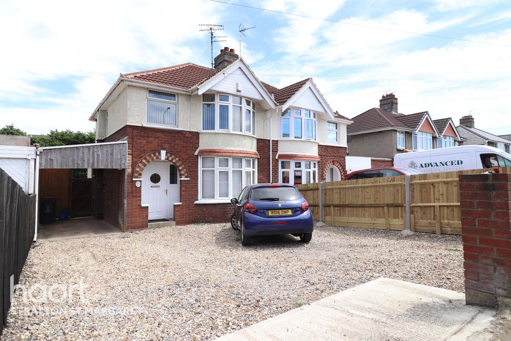 Cricklade Road, Swindon 3 bed semidetached house £220,000