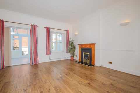 4 bedroom terraced house to rent - Plater Drive, North Oxford