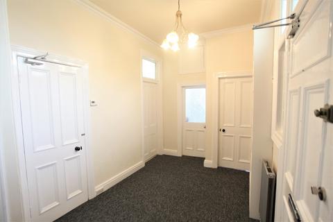 4 bedroom flat to rent, Strathearn Road, Marchmont, Edinburgh, EH9