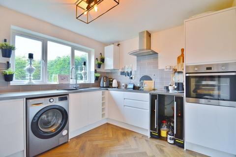 3 bedroom semi-detached house for sale, Peascroft, Long Crendon