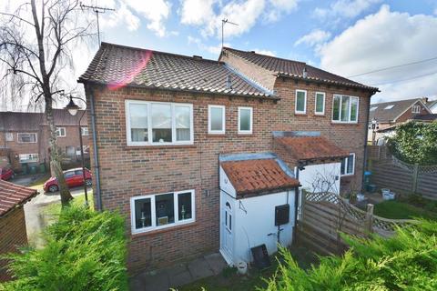 3 bedroom semi-detached house for sale, Peascroft, Long Crendon