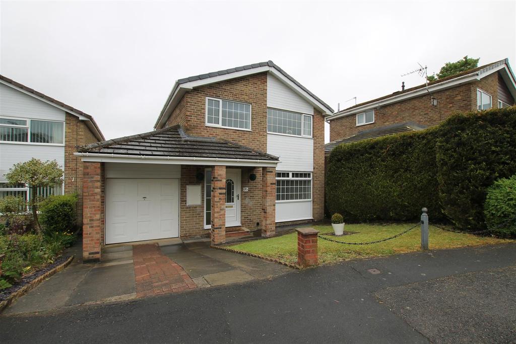 Fern Valley, Crook 3 bed detached house £145,000