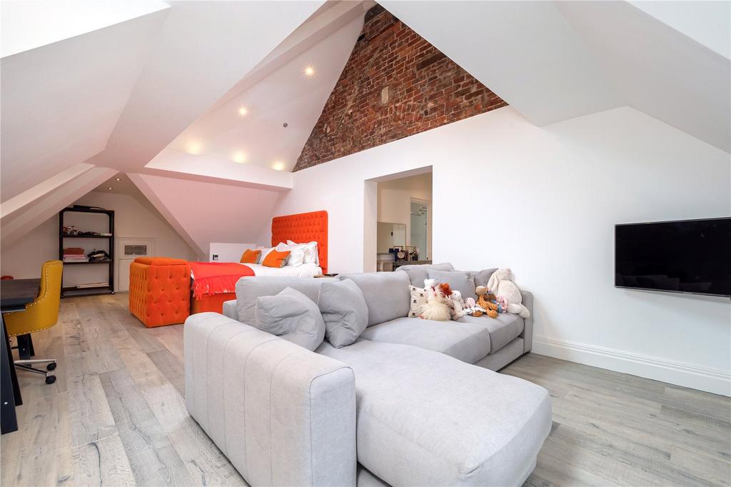 Bedroom 5