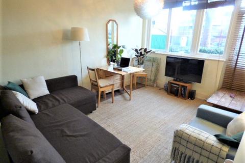 1 bedroom flat to rent - Buckland Court, St Johns Estate, Hoxton N1