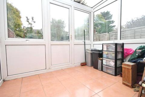 1 bedroom ground floor flat to rent, Milton Road, Croydon, CR0