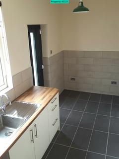 2 bedroom end of terrace house to rent, Belsize Place, Newcastle upon Tyne, NE6 4YE