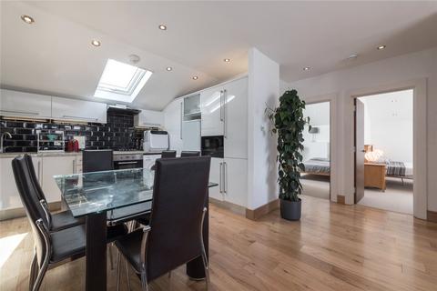 2 bedroom flat to rent, New Concorde Apartments, 96 Webster Road, London