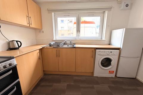 3 bedroom flat to rent, St Mungo Avenue, Townhead, Glasgow, G4