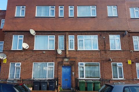 2 bedroom flat to rent, Honeypot Lane, Stanmore HA7
