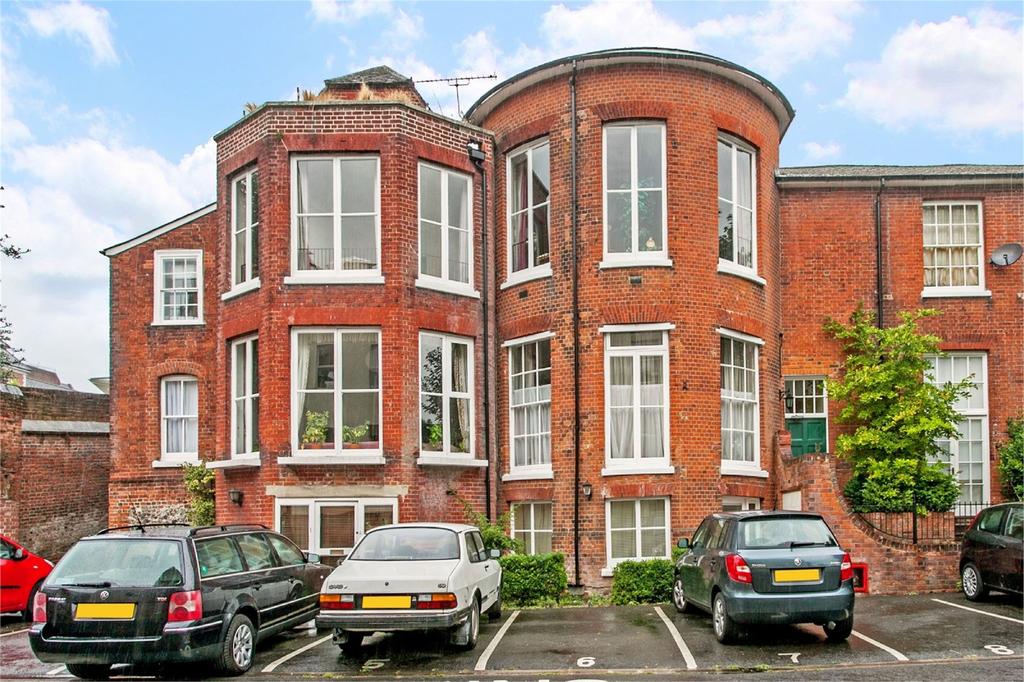 St Peter Street, Winchester... 2 bed apartment £400,000