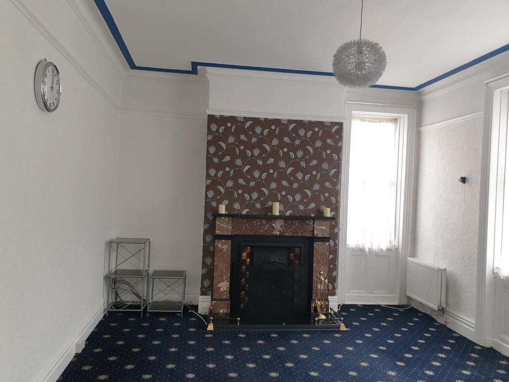 Wesley Street, Low Fell, Gateshead, Tyne and Wear, NE9 5YN 3 bed