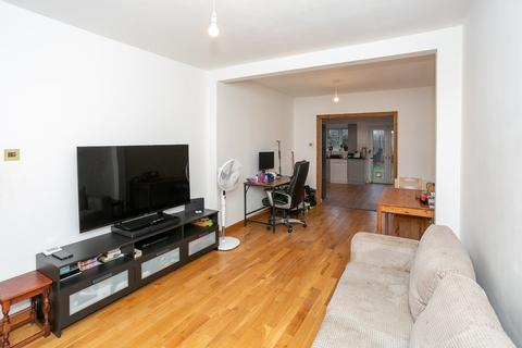 3 bedroom terraced house for sale, Briar Road, Watford, Hertfordshire, WD25