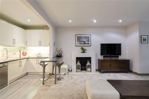 3 bedroom apartment to rent, Gledhow Gardens, Earls Court, London, SW5