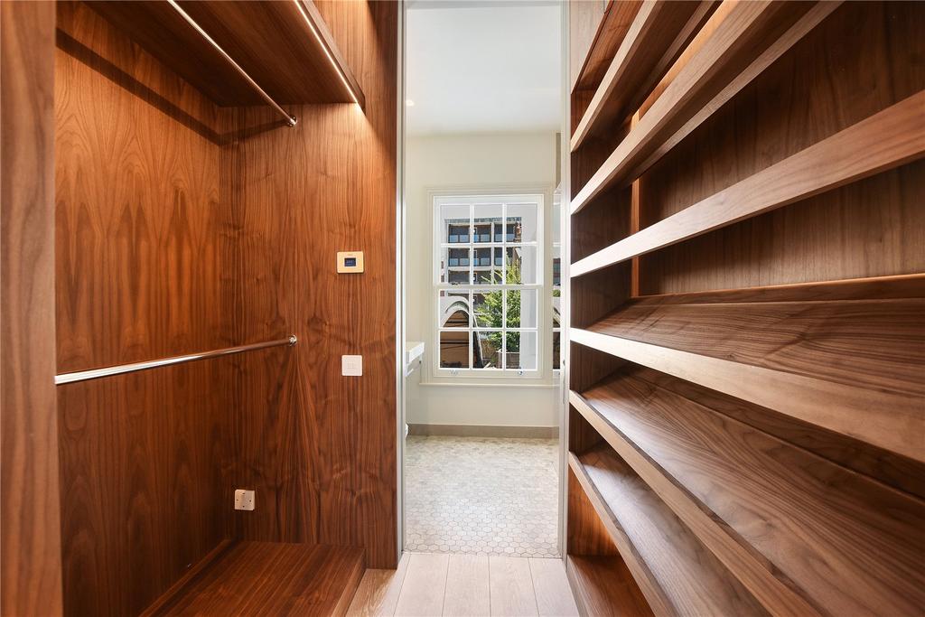 Dressing Area