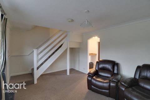 2 bedroom semi-detached house to rent, Sycamore Grove, Lincoln