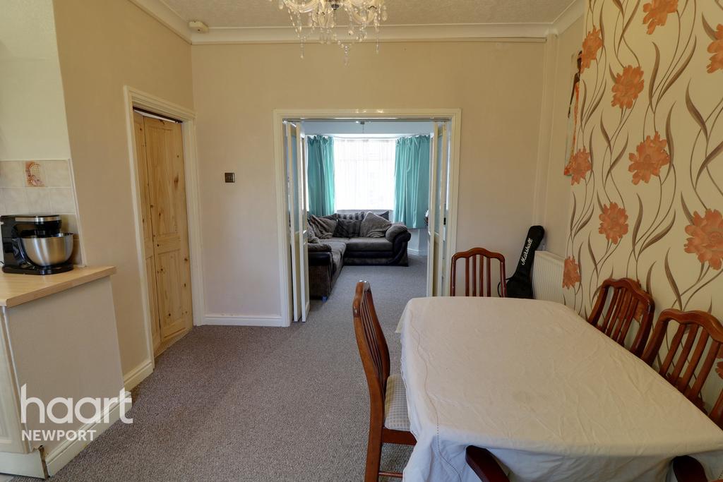 Constance Street, Newport 3 bed end of terrace house £160,000