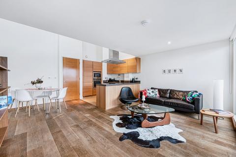2 bedroom flat to rent, The Pumphouse, Bazalgette Court, Great West Road, Hammersmith