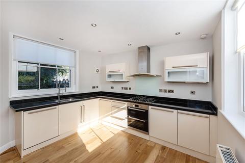 2 bedroom detached house to rent, Gloucester Gate Lodge, Outer Circle, Regent's Park, London, NW1