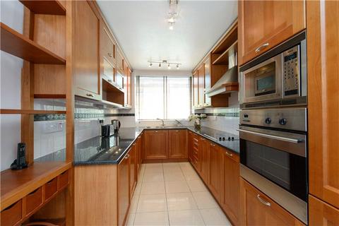 3 bedroom flat for sale, Century Court, Grove End Road, St John's Wood, London