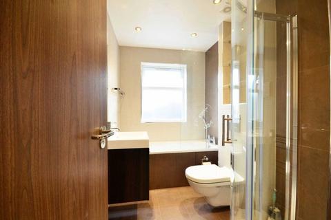 3 bedroom penthouse to rent, Ritherdon Road, Balham, SW17