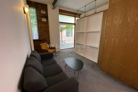 Studio to rent, Hulme Street, Manchester M1