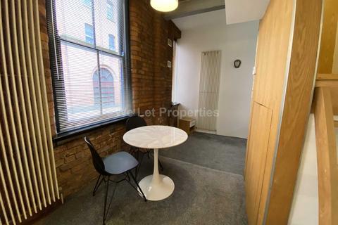 Studio to rent, Hulme Street, Manchester M1