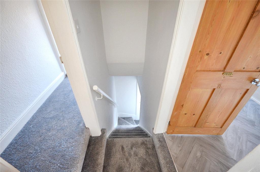 Landing/Stairs