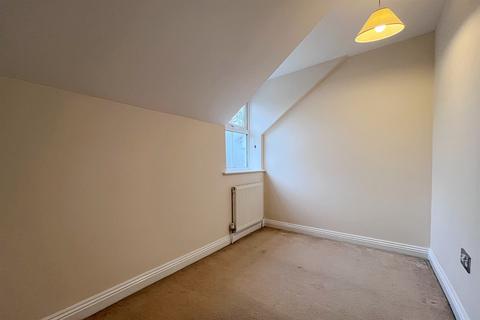 2 bedroom flat to rent, Southbourne