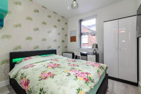7 bedroom house share to rent, Albion Rd, Fallowfield, Manchester M14