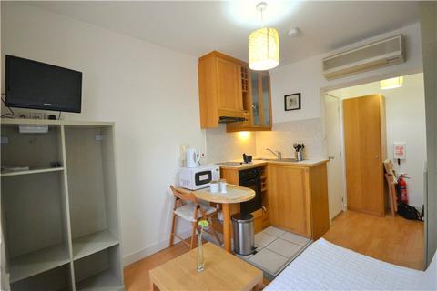 undefined, Gloucester Street, Pimlico, London, SW1V