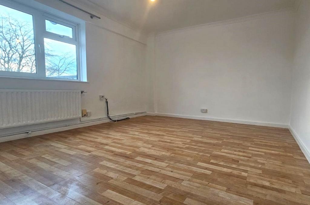 Apartment in London - View 2