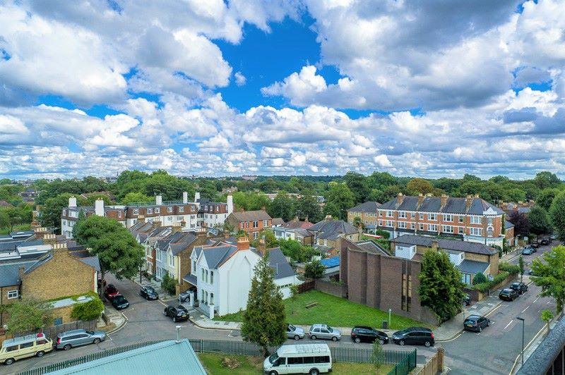 Apartment in London - View 5