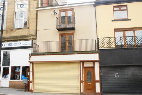 2 bedroom flat to rent, Drake Street, Rochdale, OL16