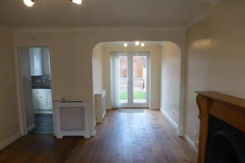 3 bedroom semi-detached house to rent - GOODWOOD GROVE, TADCASTER ROAD, YORK, YO24 1ER