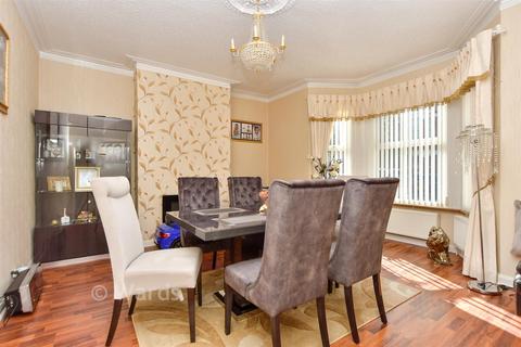 5 bedroom semi-detached house for sale, Stuart Road, Gillingham, Kent