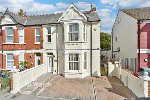 5 bedroom semi-detached house for sale, Stuart Road, Gillingham, Kent