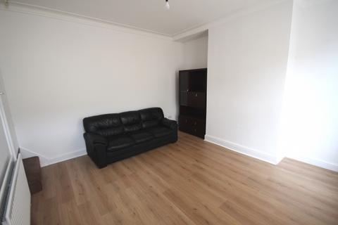 Walford Mount, Leeds, West Yorkshire, LS9