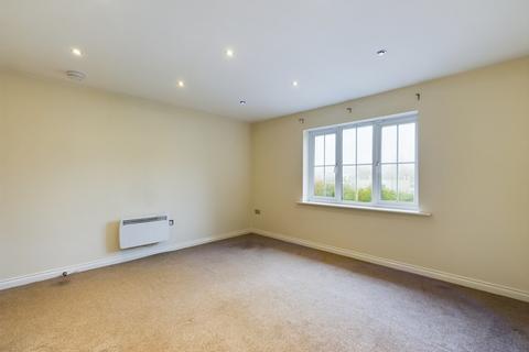 2 bedroom flat to rent, Coniston House, Spinner Croft