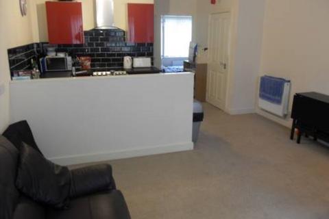 2 bedroom ground floor flat to rent, Sanderson Close, Off Ella Street, Hull