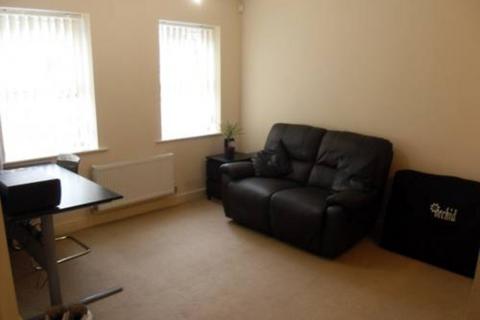 2 bedroom ground floor flat to rent, Sanderson Close, Off Ella Street, Hull