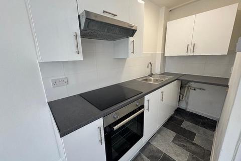 Studio to rent, Chesham Street, Brighton, East Sussex, BN2 1NG