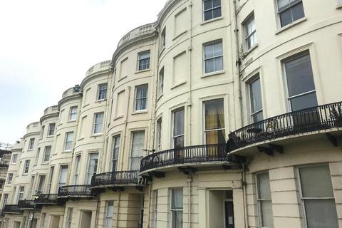 Studio to rent - Brunswick Place, Hove, East Sussex, BN3 1ND