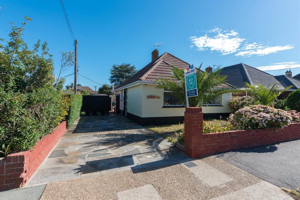 King Edward Road, Birchington 2 bed detached bungalow £375,000