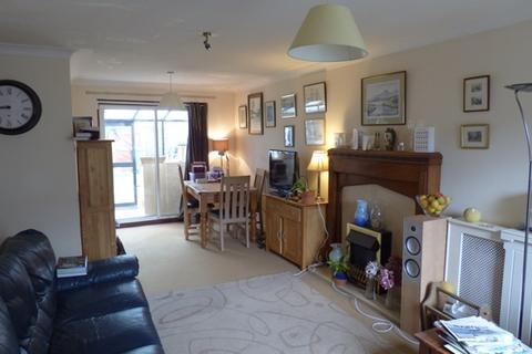 3 bedroom terraced house to rent, Three bedroom home in Topsham