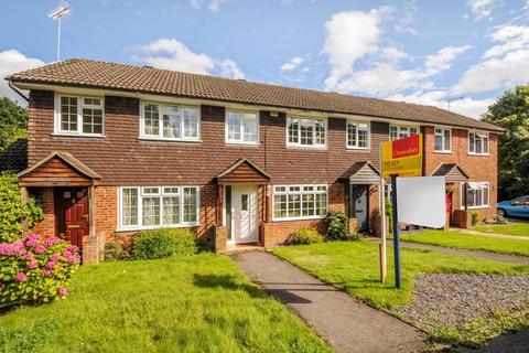 3 bedroom terraced house to rent, Lightwater,  Surrey,  GU18