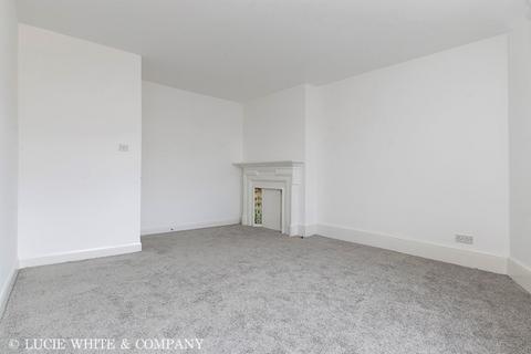 1 bedroom apartment to rent, Coombe Road, Kingston Upon Thames