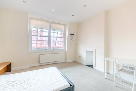 3 bedroom flat to rent - CLARENCE GATE GARDENS, MARYLEBONE,  NW1