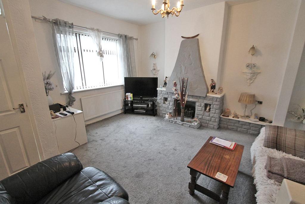 Morden Avenue, AshtoninMakerfield, Wigan, WN4 9PT 3 bed terraced house £84,995