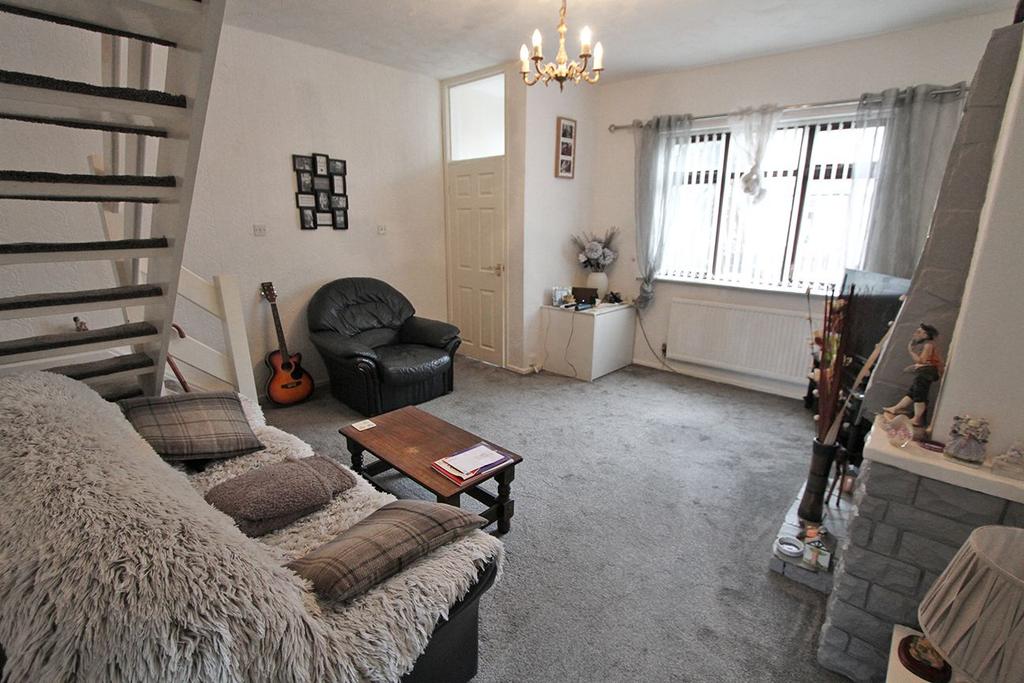 Morden Avenue, AshtoninMakerfield, Wigan, WN4 9PT 3 bed terraced house £84,995